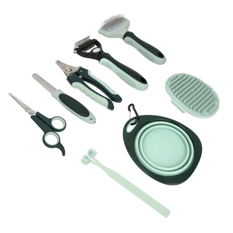 Includes Slicker Brush, Nail Clippers, Comb, Scissors, Toothbrush & Collapsible Bowl pet grooming kit