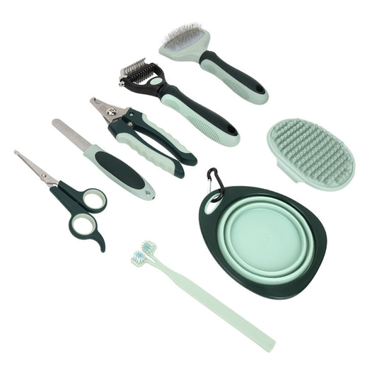 Includes Slicker Brush, Nail Clippers, Comb, Scissors, Toothbrush & Collapsible Bowl pet grooming kit