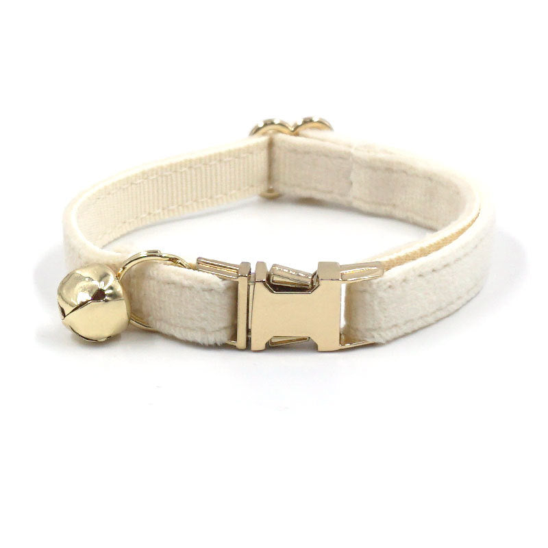 Pets Soft High Quality Velvet Personalized cat Collar With Bell