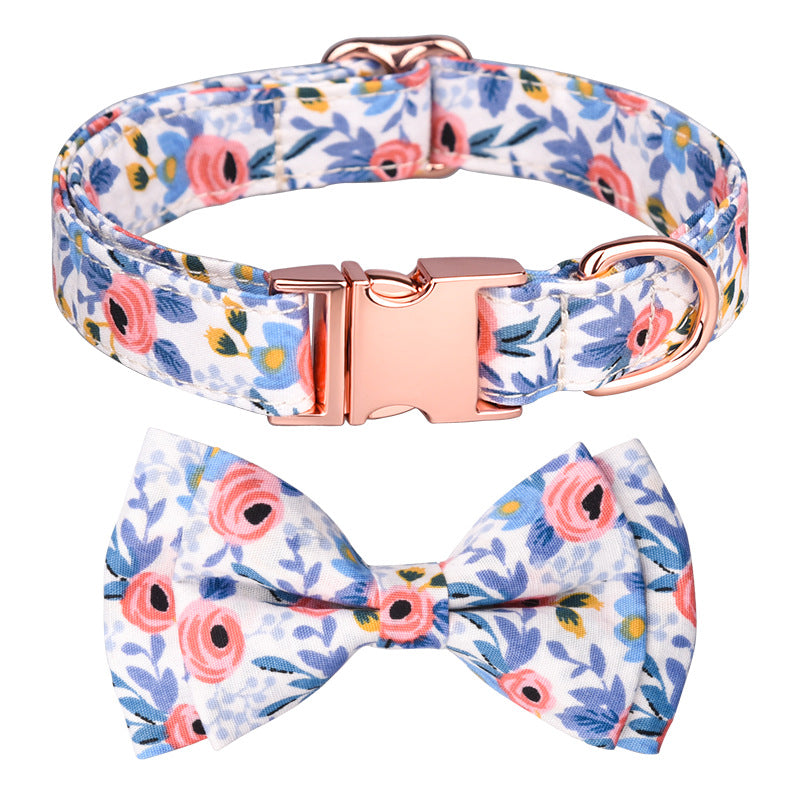 Collar para mascota con estampado de flores, patrón personalizado con pajarita 