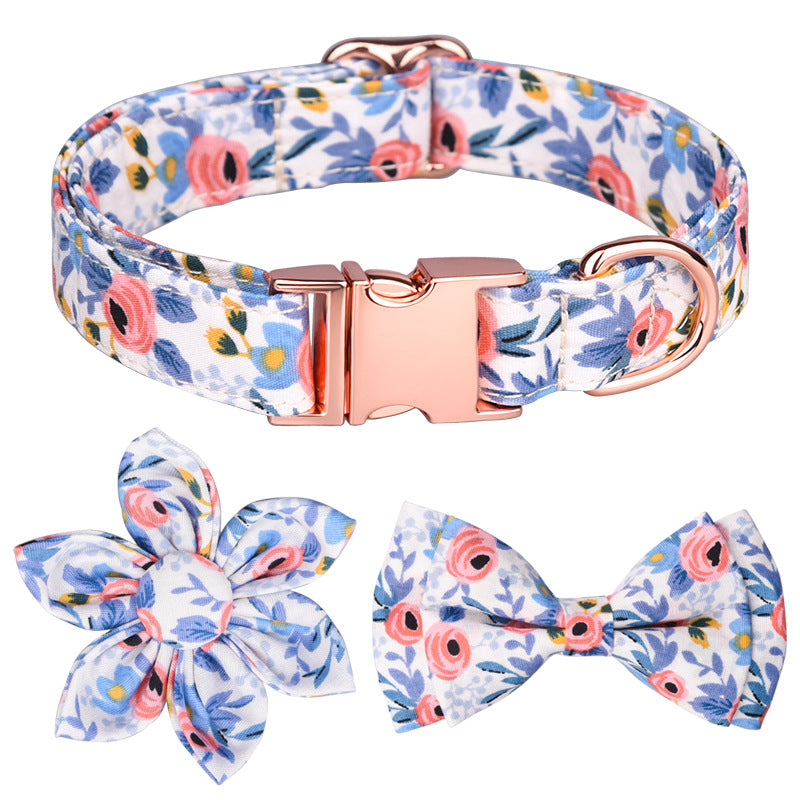 Collar para mascota con estampado de flores, patrón personalizado con pajarita 